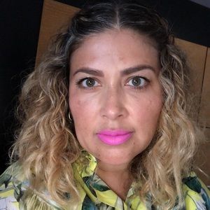 Meet your Posher, Veronica